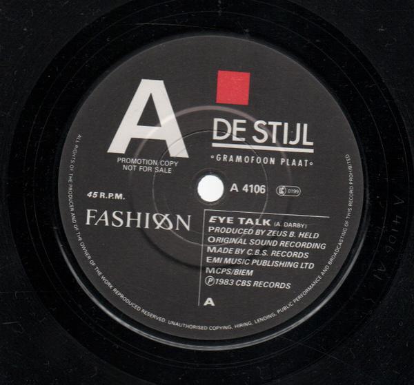 Fashion - Eye Talk