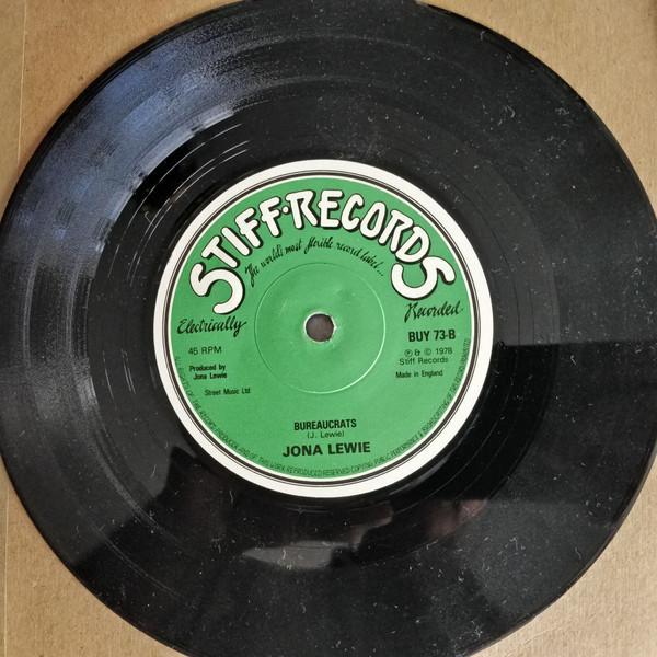 Jona Lewie - You'll Always Find Me In The Kitchen At Parties