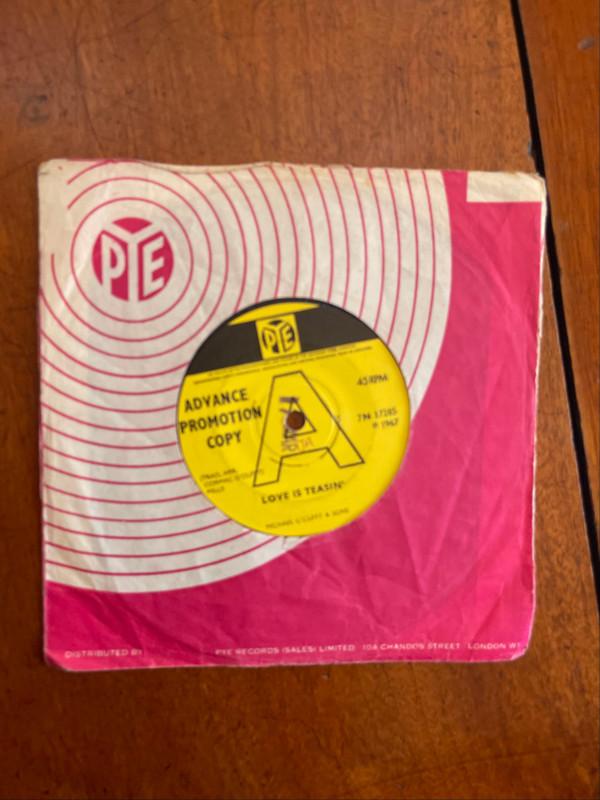 Michael O'Duffy - Love Is Teasin'