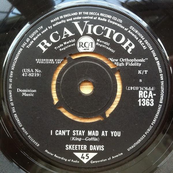 Skeeter Davis - I Can't Stay Mad At You / It Was Only A Heart