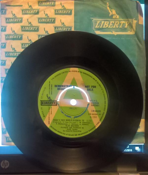 Slim Whitman - What's This World A-Comin' To / You Bring Out The Best In Me