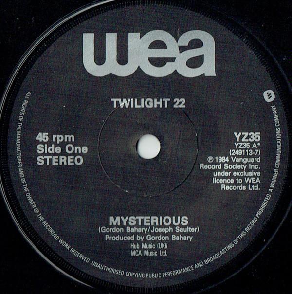Twilight 22 - Mysterious